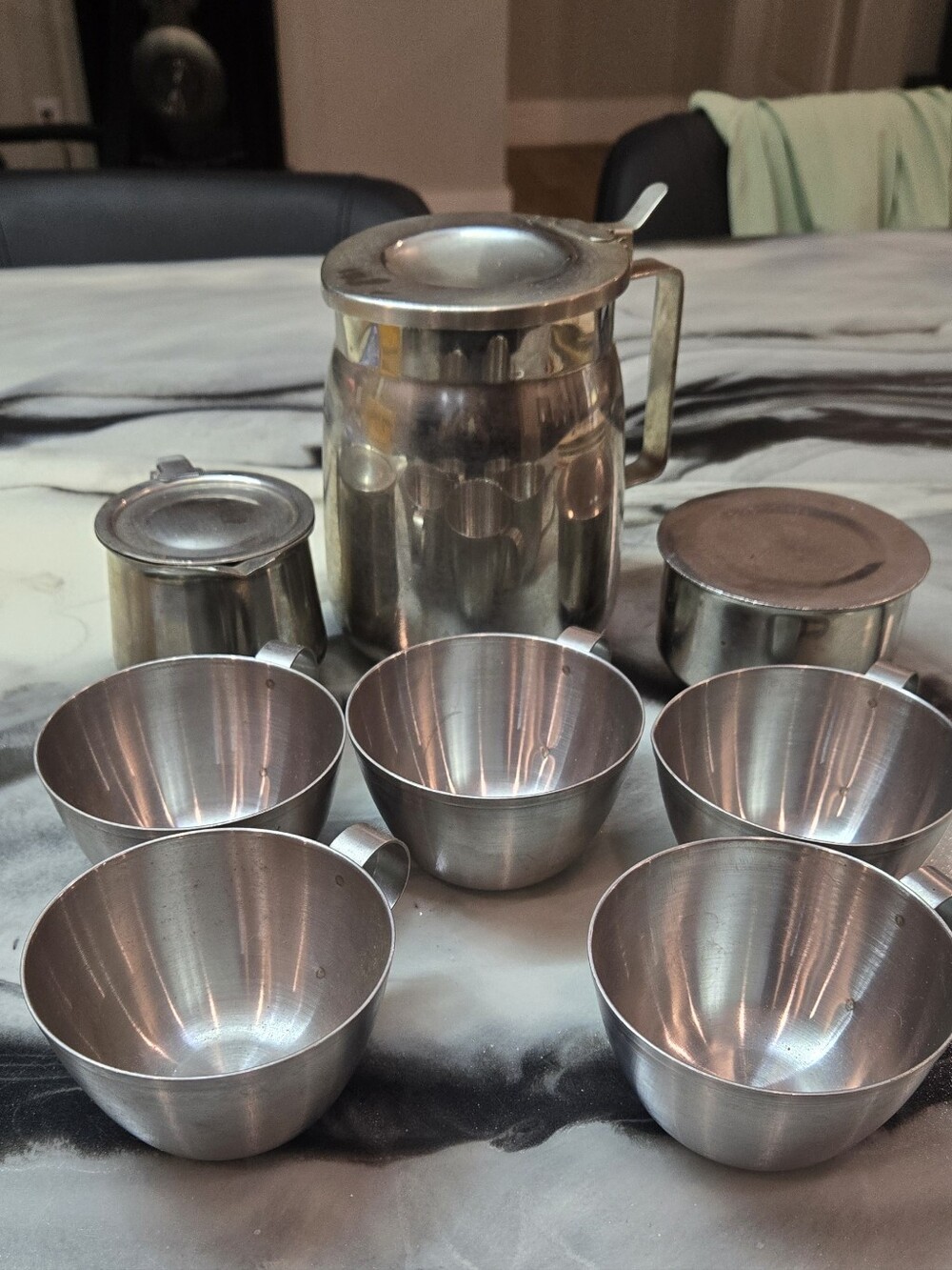 Vintage U.S. Military Leyse Aluminum Cups & AHSC Stainless Dietary Pitcher Set 8